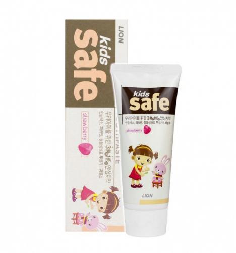 СиДжей Лайон Детская зубная паста со вкусом клубники Kids Safe 3-12 лет, 90 г (CJ Lion, Для полости рта)