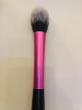 Фото-отзыв №2 Реал Техникс Кисть для румян Blush Brush (Real Techniques, Finish), автор Князева Анастасия