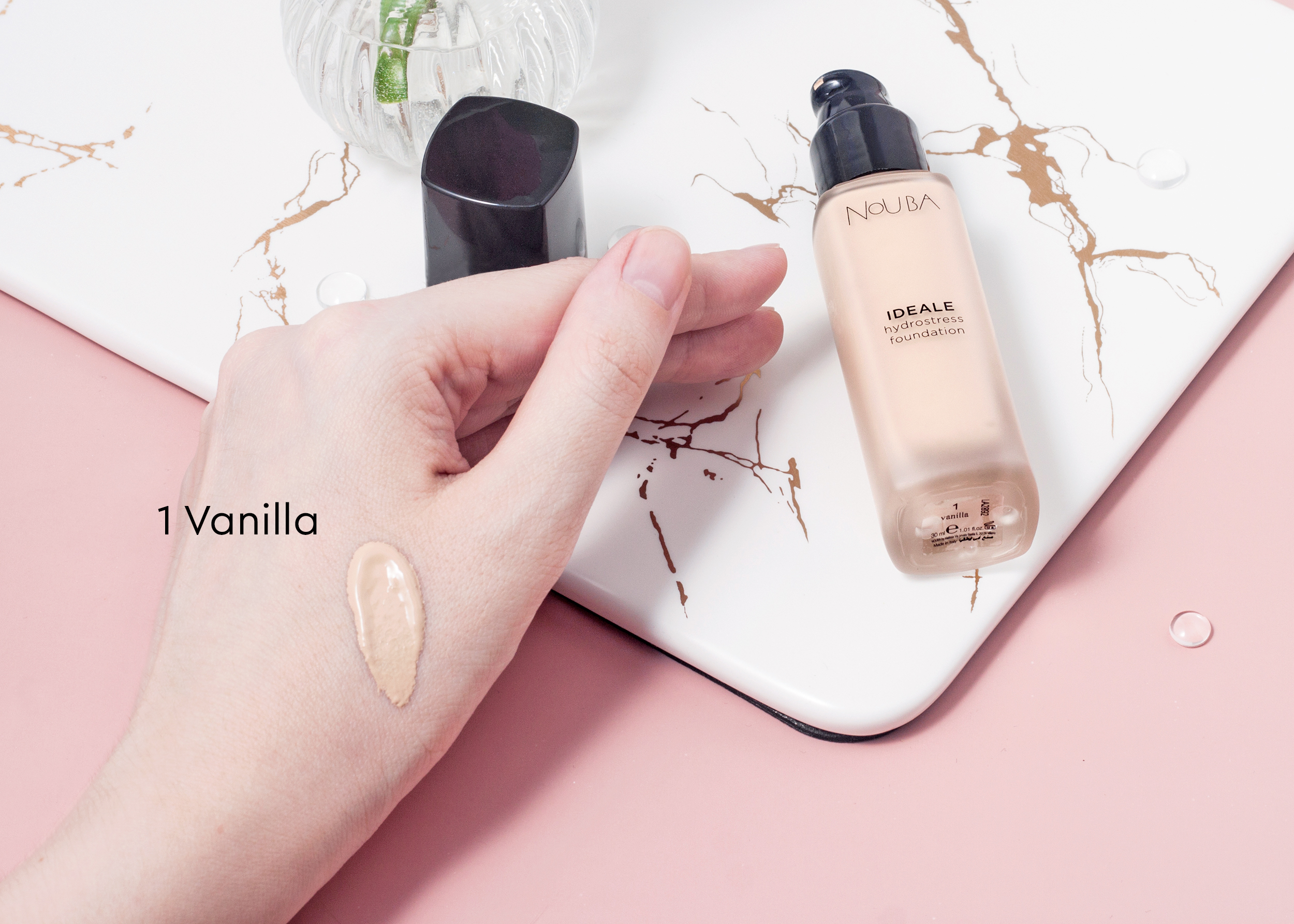Свотч Увлажняющей тональной основы Nouba Ideale в оттенке 1 Vanilla