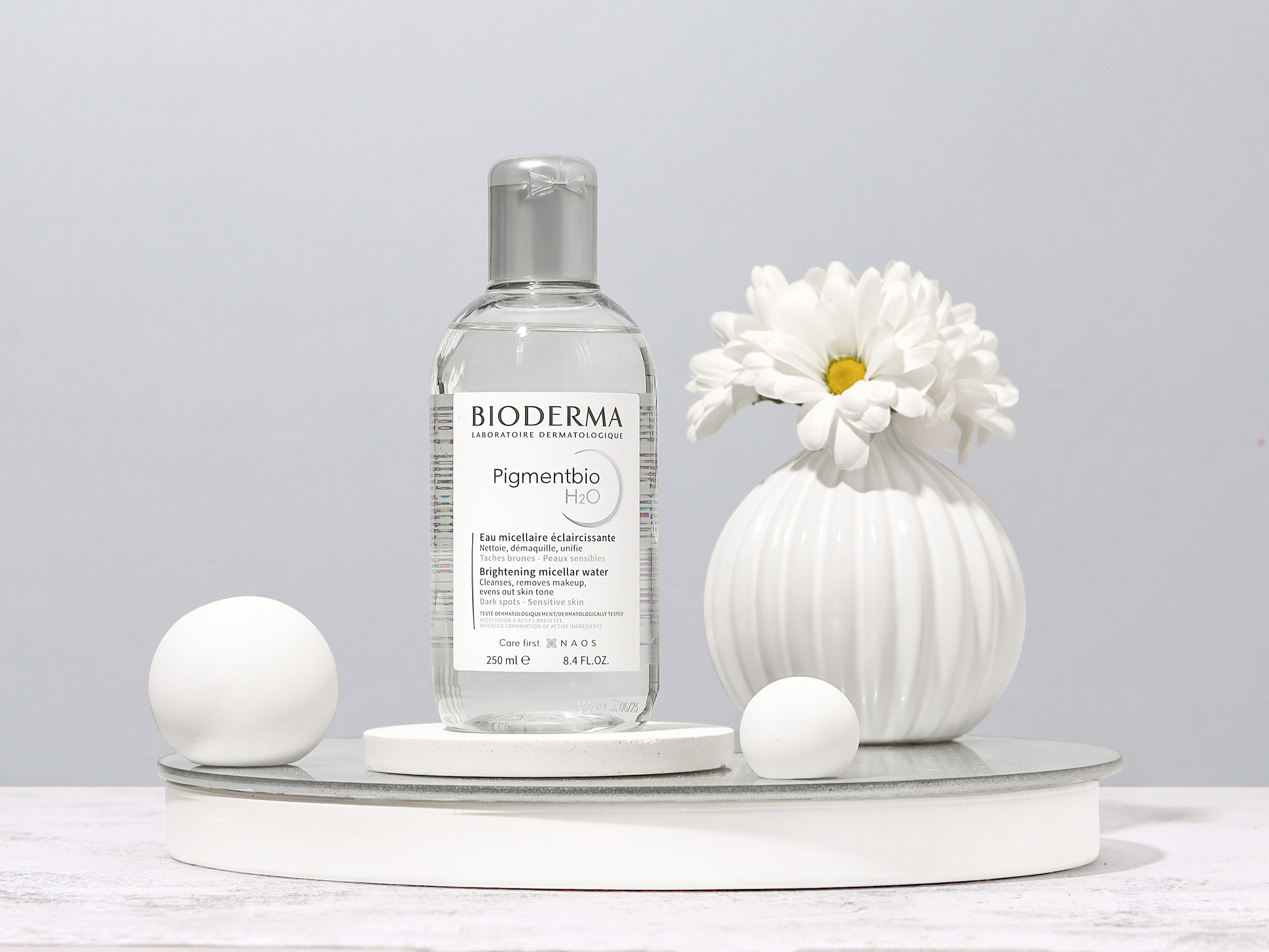 Bioderma, Pigmentbio Осветляющая и очищающая мицеллярная вода Н2О отзывы