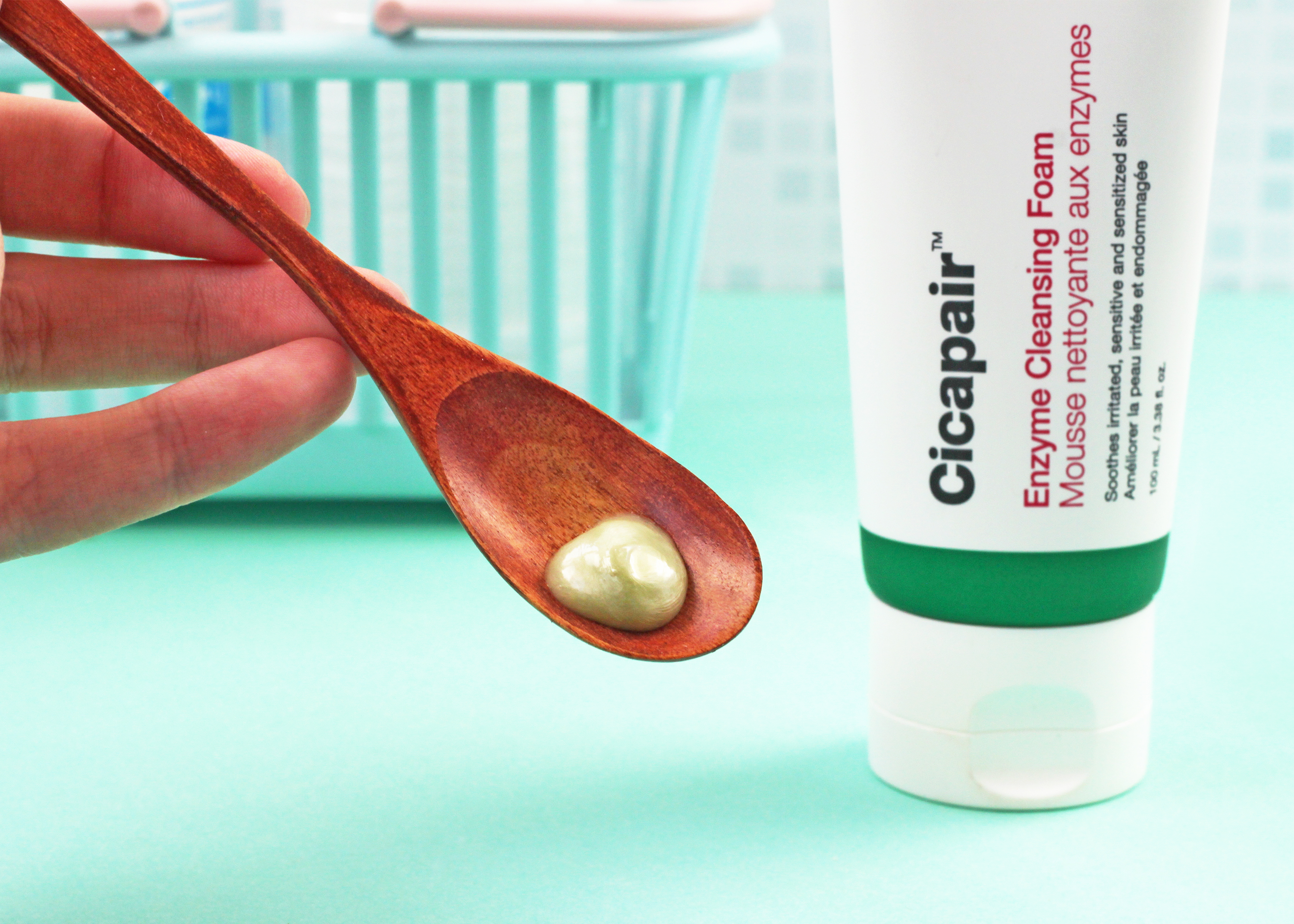 Мягкая энзимная пенка для умывания Dr. Jart+, Cicapair Enzyme Cleansing Foam, текстура