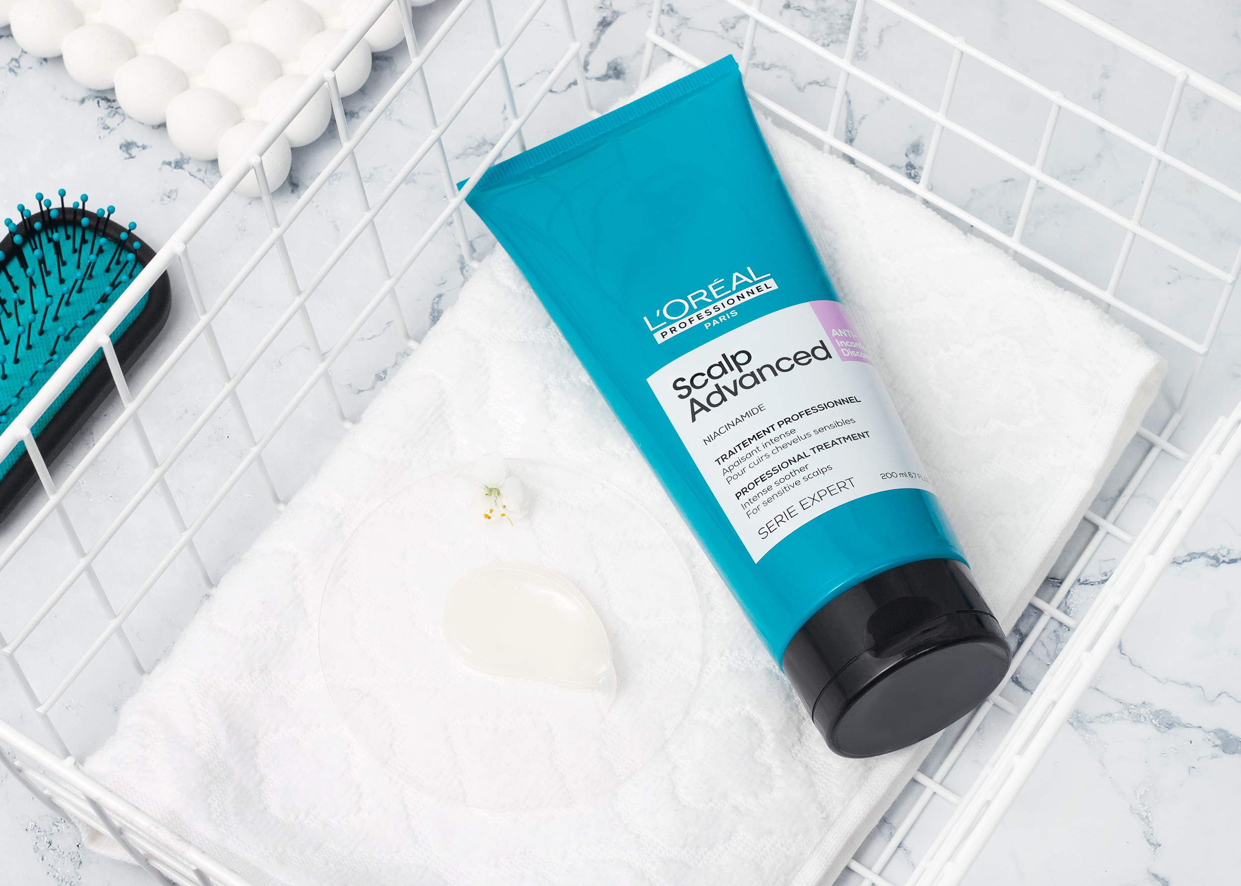 Текстура Гель-ухода L'Oreal Professionnel Scalp Advanced для чувствительной кожи головы