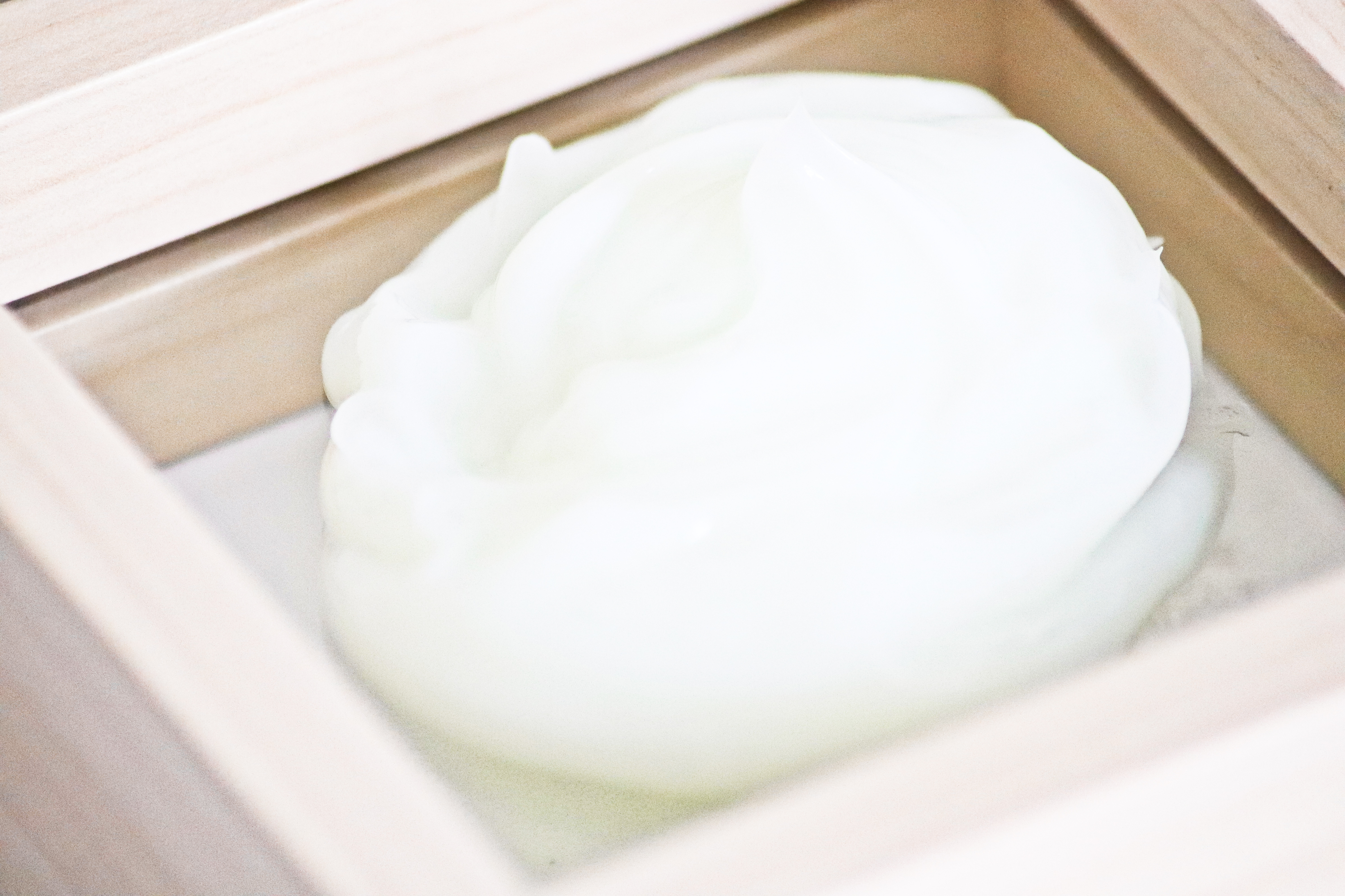 Питательная крем-маска для волос с маточным молочком Royal Jelly Cream, 500 мл 