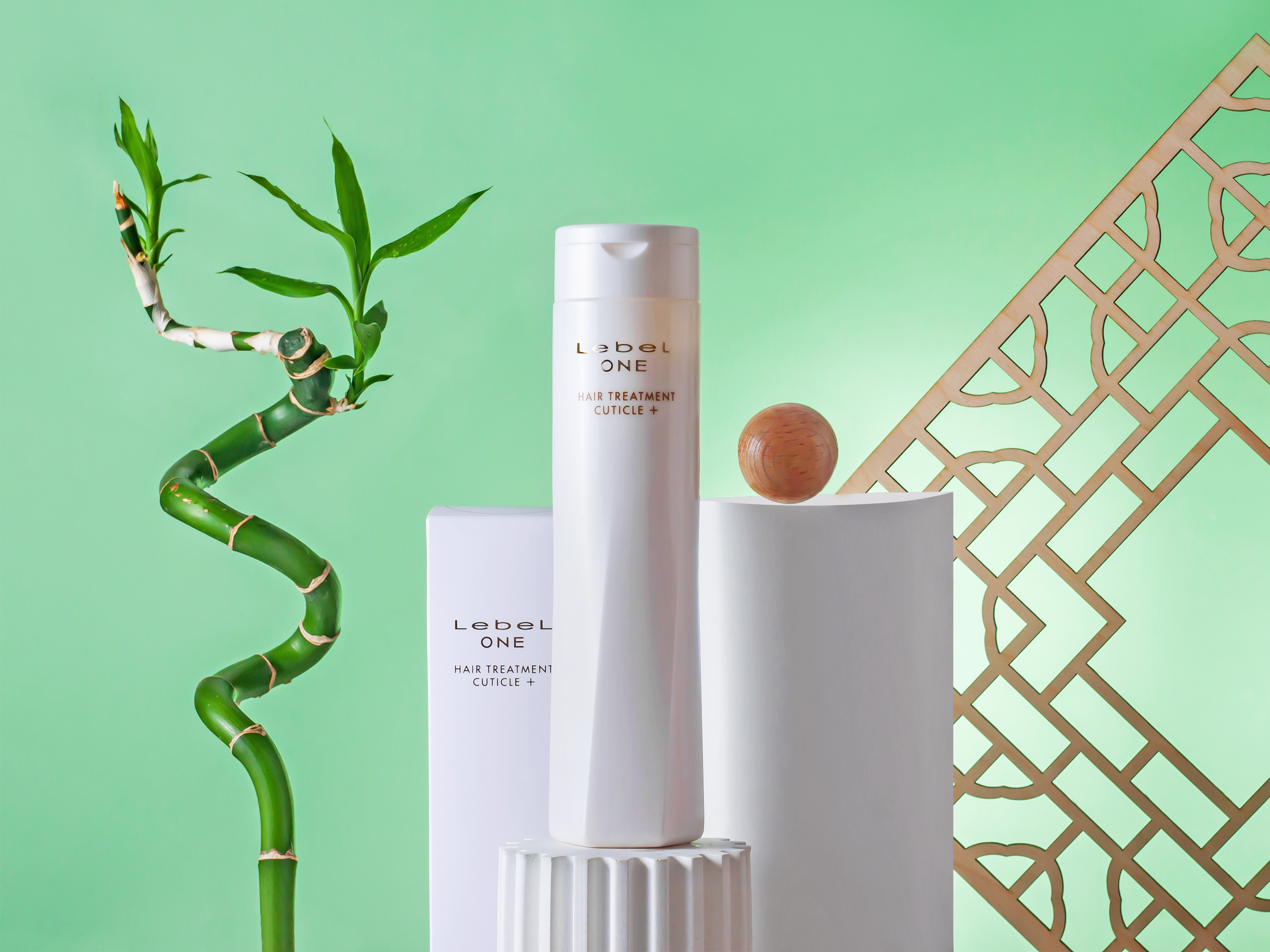 Маска для интенсивного увлажнения и разглаживания волос Lebel One Hair Treatment Cuticle +
