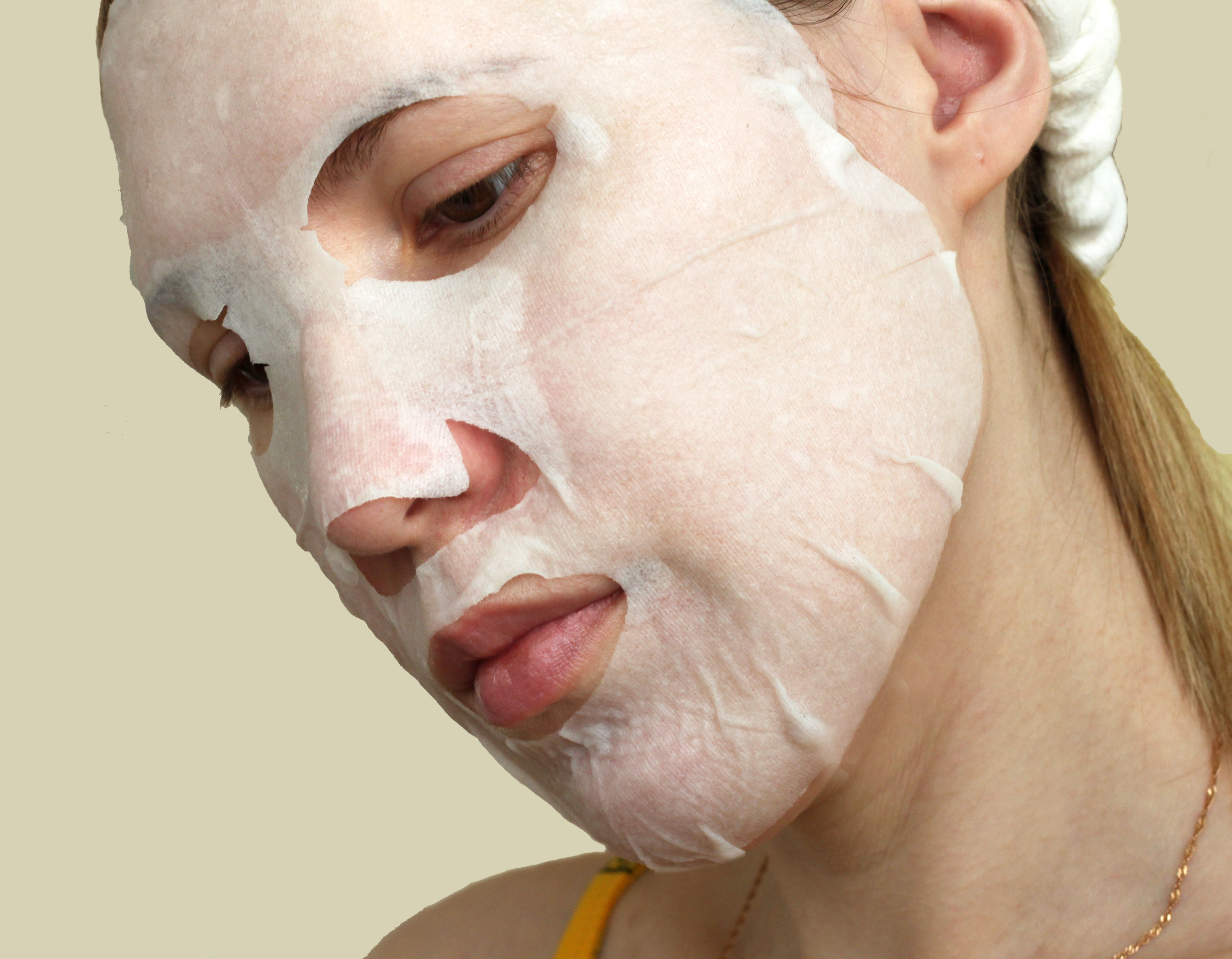 Маска тканевая Комфорт для сухой и чувствительной кожи Garnier, Skin Naturals на лице