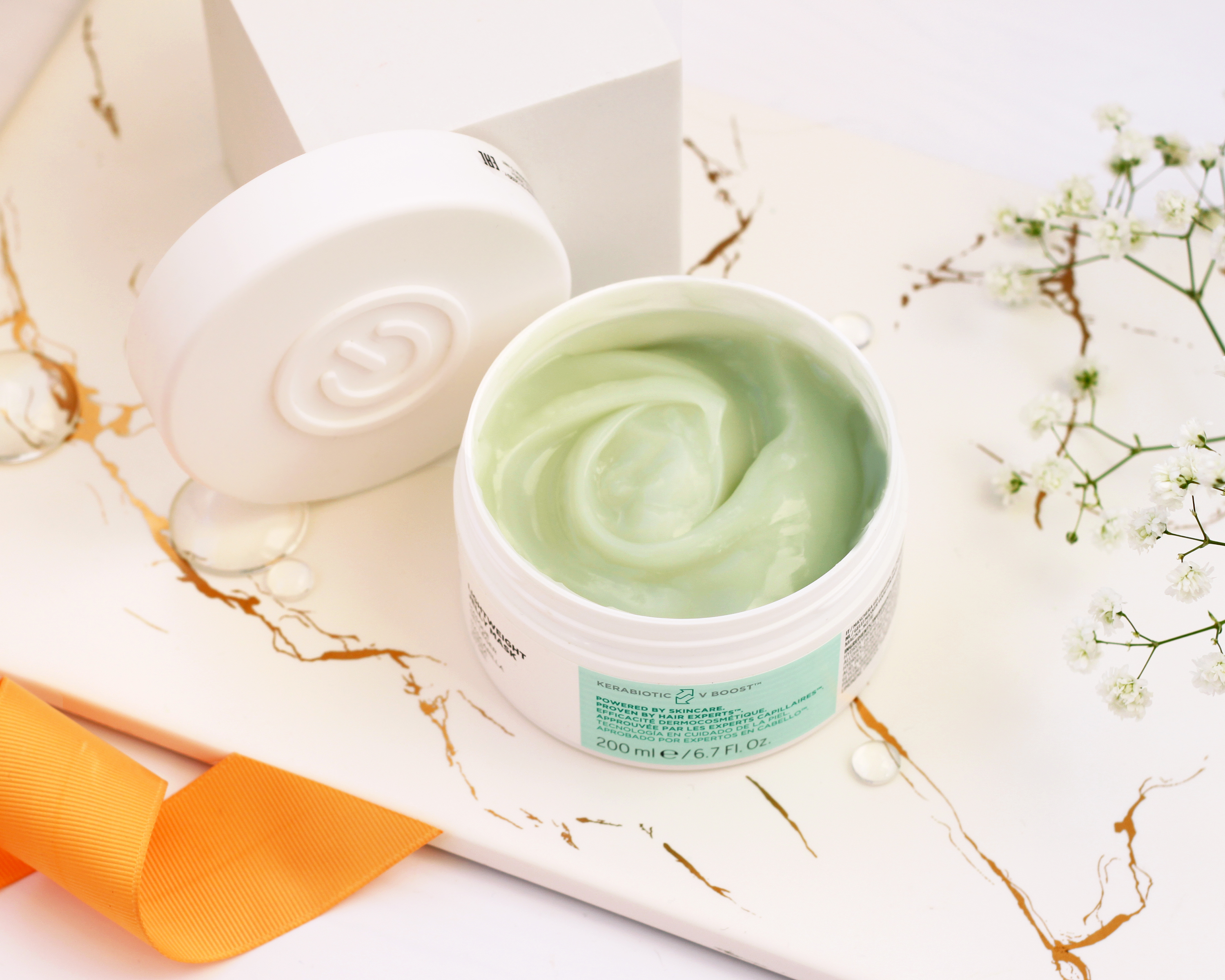 Ревлон Неутяжеляющая маска-желе Revlon Professional, Restart, Volume Lightweight Jelly Mask, текстура в банке