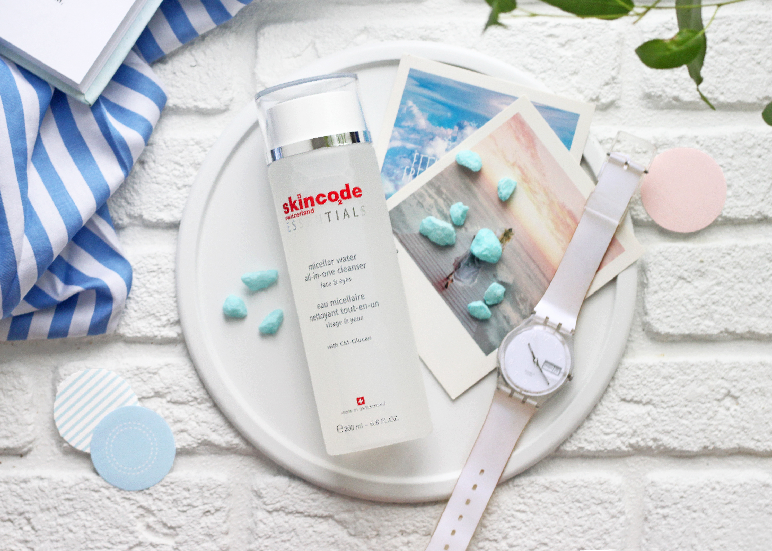 Мицеллярная вода, 200 мл (Skincode, Essentials)