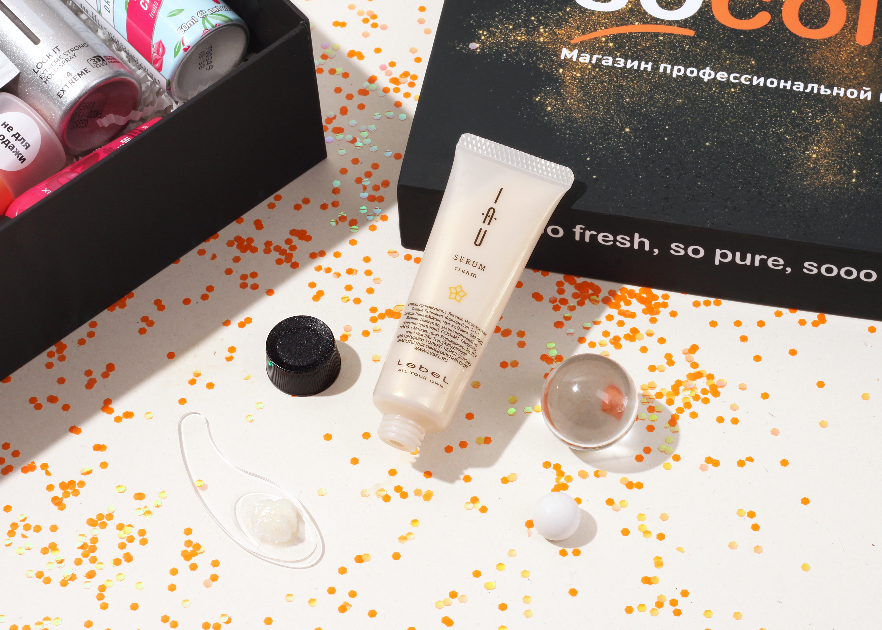 Крем для увлажнения и разглаживания волос IAU Serum Cream, 30 мл текстура