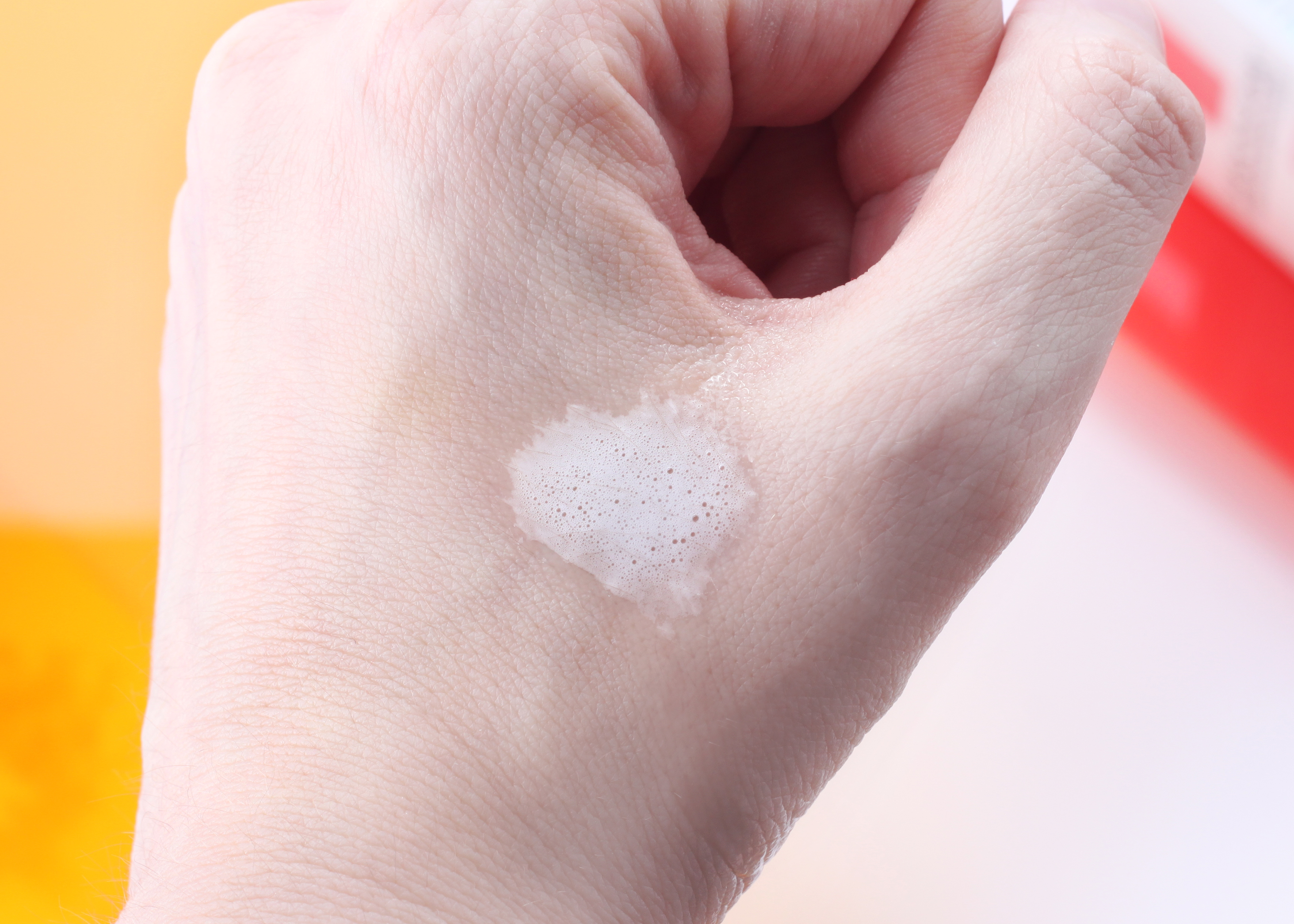 Ля Рош Позе Мультивосстанавливающий спрей La Roche-Posay, Cicaplast B5, текстура