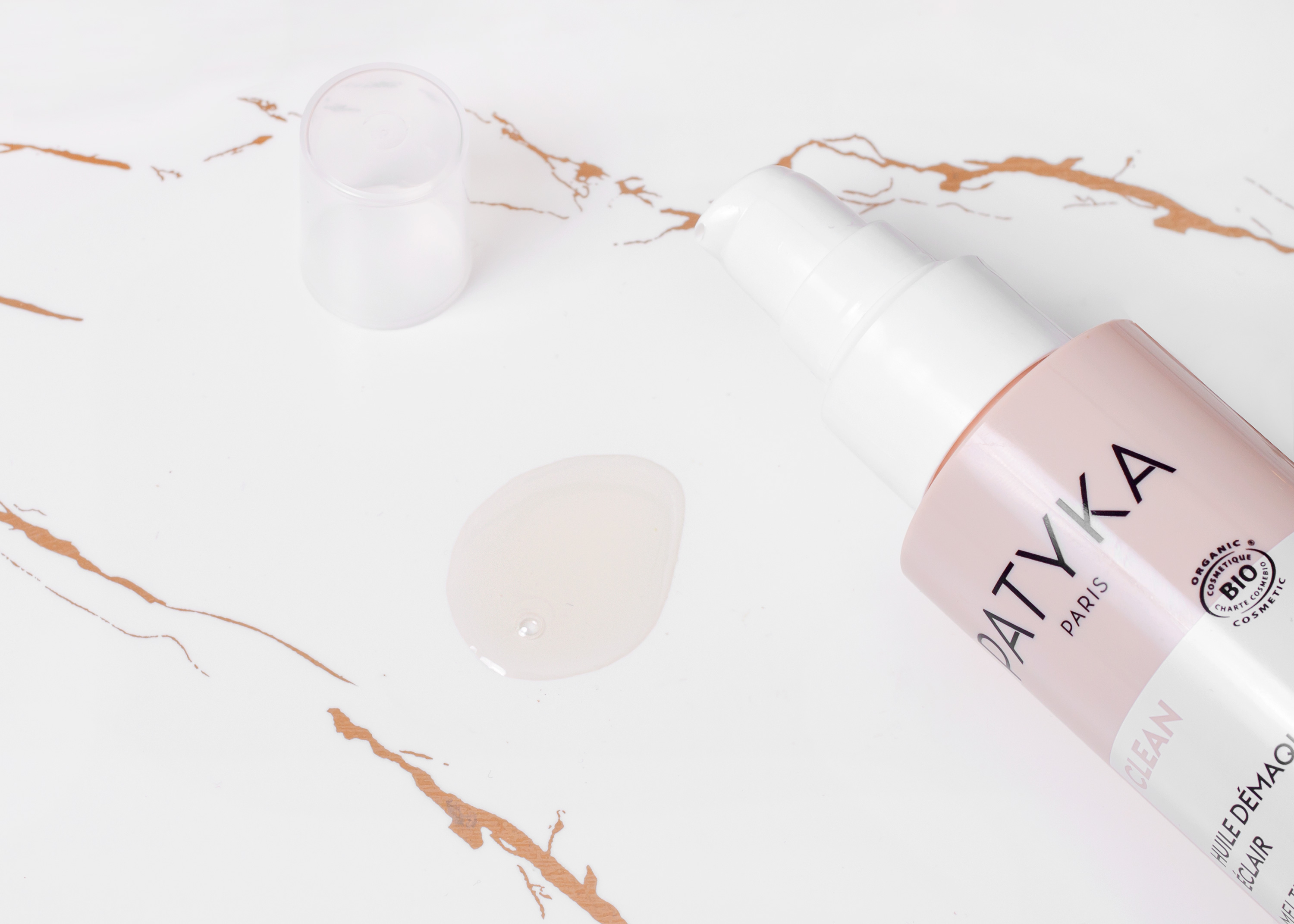 Фото текстуры Масла для снятия макияжа Patyka Melting Cleansing Oil