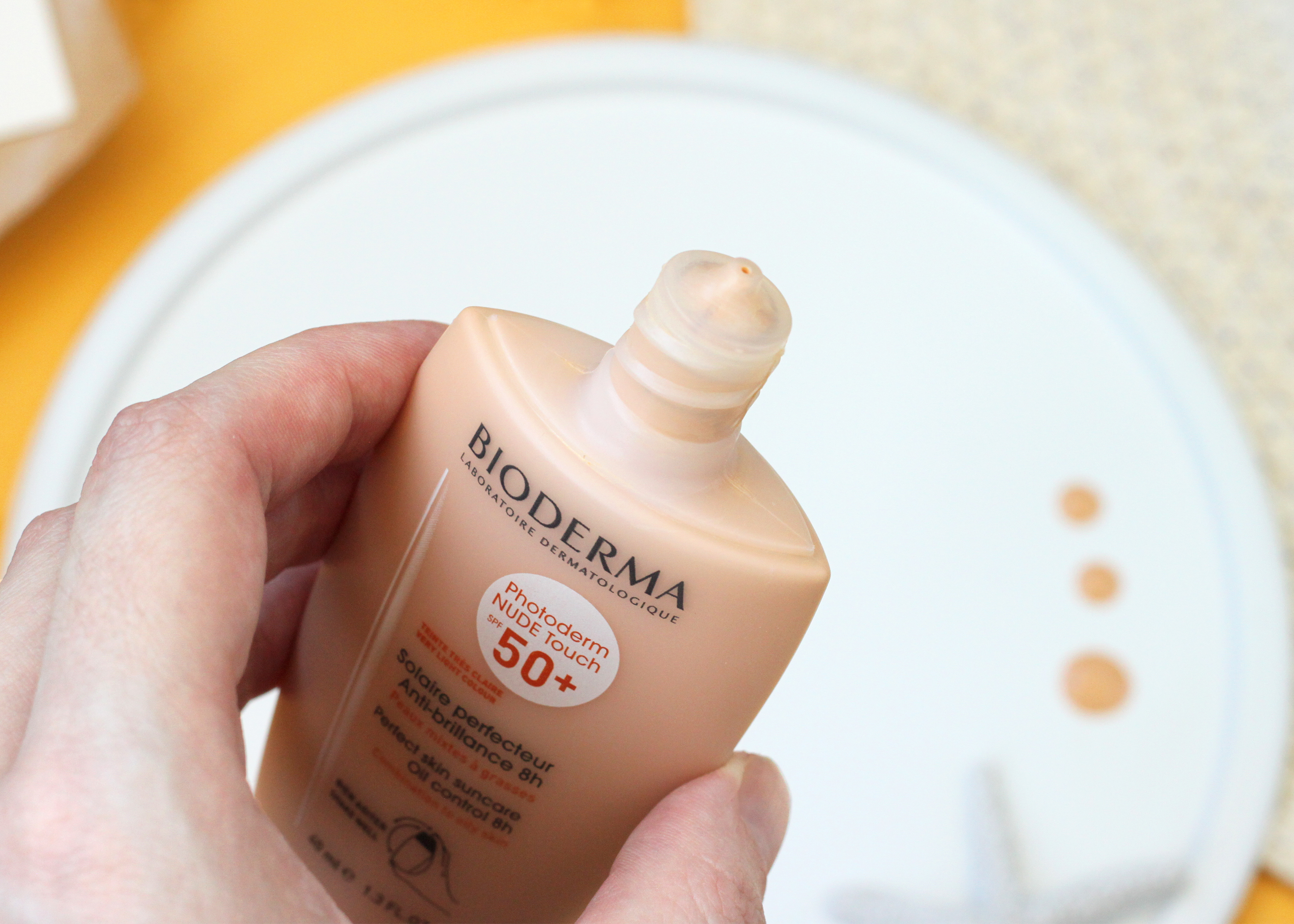 Биодерма Фотодерм Cолнцезащитный флюид с тоном Bioderma, Photoderm SPF 50+, очень светлый оттенок, фото 2