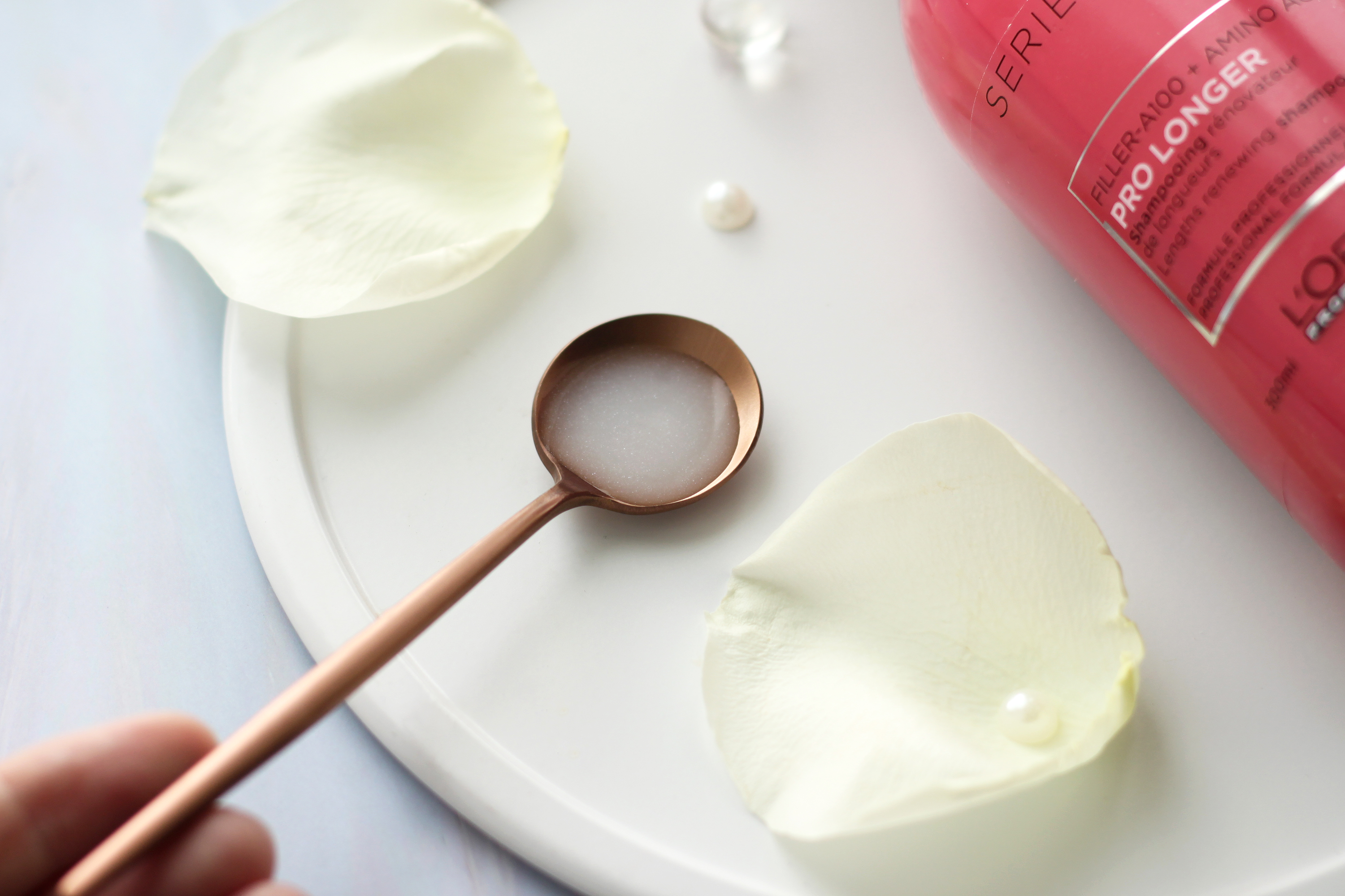 ореаль профессионнель Шампунь для восстановления волос по длине L'oreal Professionnel, Pro Longer Lengths Renewing Shampoo, текстура