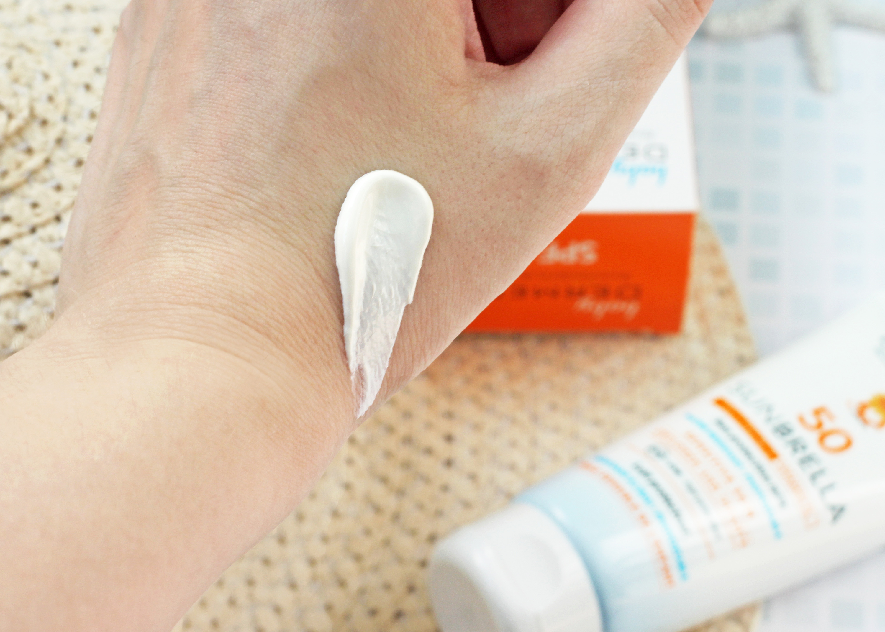Дермедик Солнцезащитное молочко для детей SPF 50, 100 г (Dermedic, Sunbrella) текстура