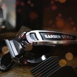 Вибрационная машинка для стрижки Pro Barber Style, 6 насадок Вибрационная машинка для стрижки Pro Barber Style, 6 насадок