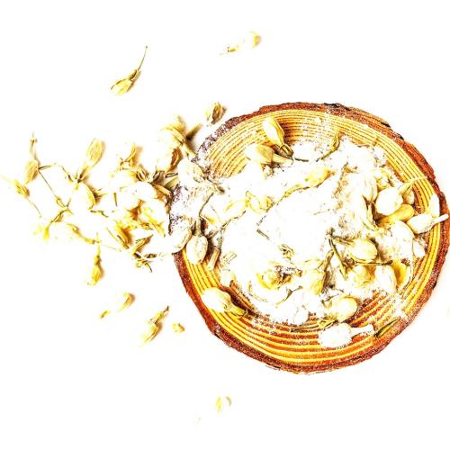 Солт оф зе Ёрс Микс White Velvet с цветками жасмина и молоком  для ванной, 400 г (Salt of the Earth, Для ванны), фото-2