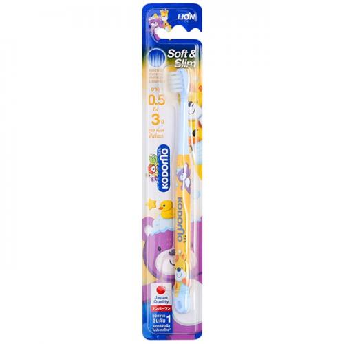 Лион Тайланд Мягкая зубная щетка для детей 0,5-3 года, 1 шт (Lion Thailand, Kodomo)