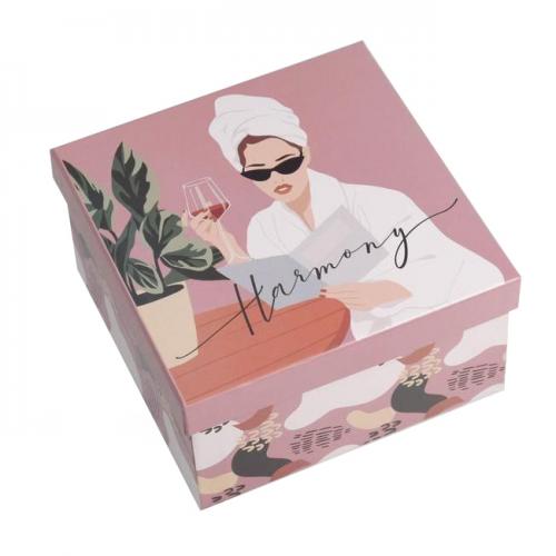 Коробка подарочная квадратная Girl 18 × 18 × 9,5 см (Подарочная упаковка, Коробки)