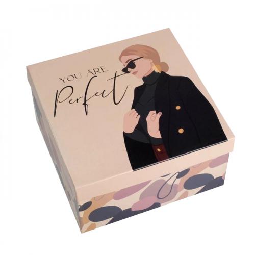 Коробка подарочная квадратная Girl 22 × 22 × 12 см (Подарочная упаковка, Коробки)