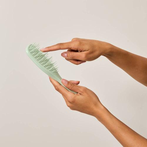 Тангл Тизер Расческа для склонных к выпадению и ломкости волос Extra Gentle Eucalyptus Green (Tangle Teezer, The Ultimate Detangler), фото-2